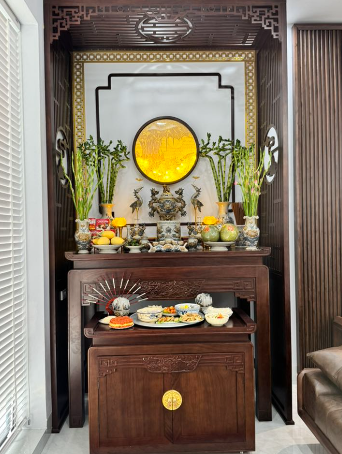 Bài trí bàn thờ tổ tiên người miền Nam so với miền Bắc